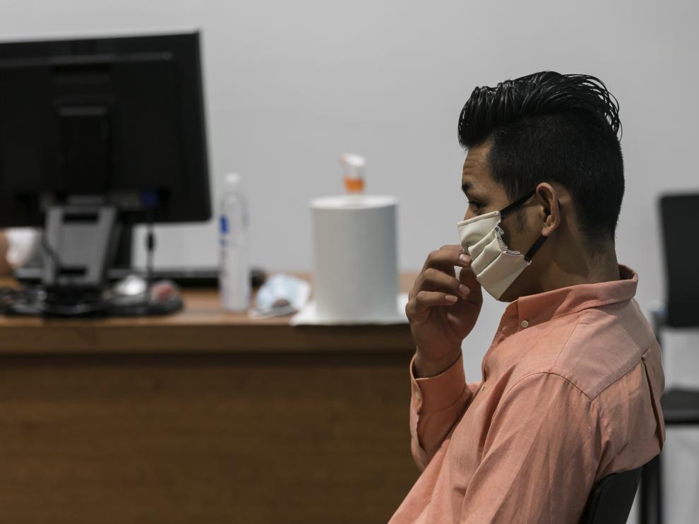 El acusado, Marlon Joel Ponce, durante el juicio celebrado en la Audiencia Provincial de Zaragoza.