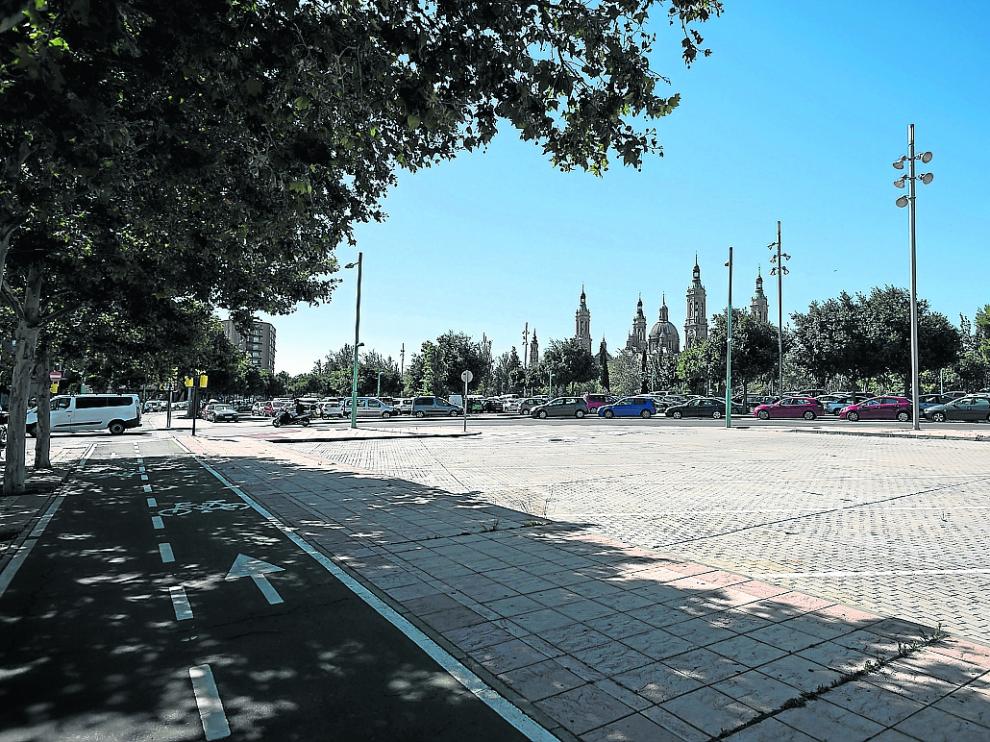 El habitual parquin de los autocares de turistas, vacío a consecuencia del coronavirus