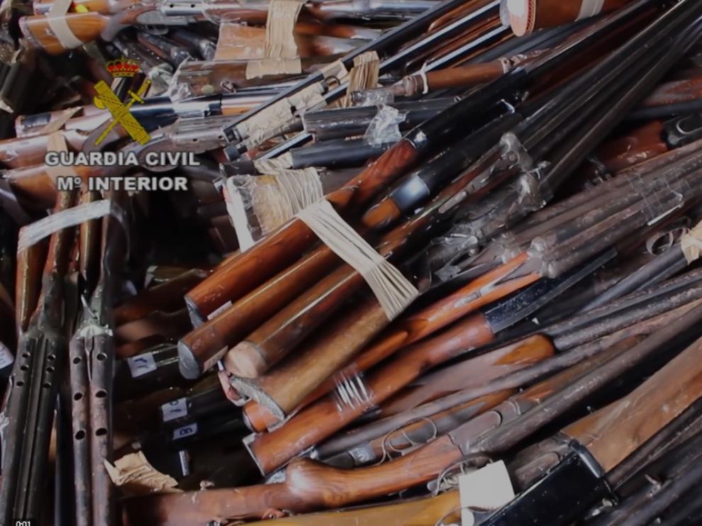Destrucción de armas por parte de la Guardia Civil