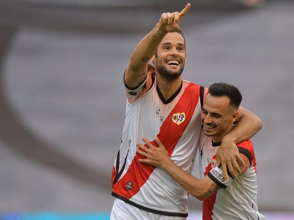 La plantilla del Rayo pasará un test PCR y permanecerá en ...