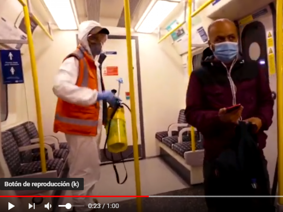 Bansky 'redecora' metro londinense y la empresa lo borra