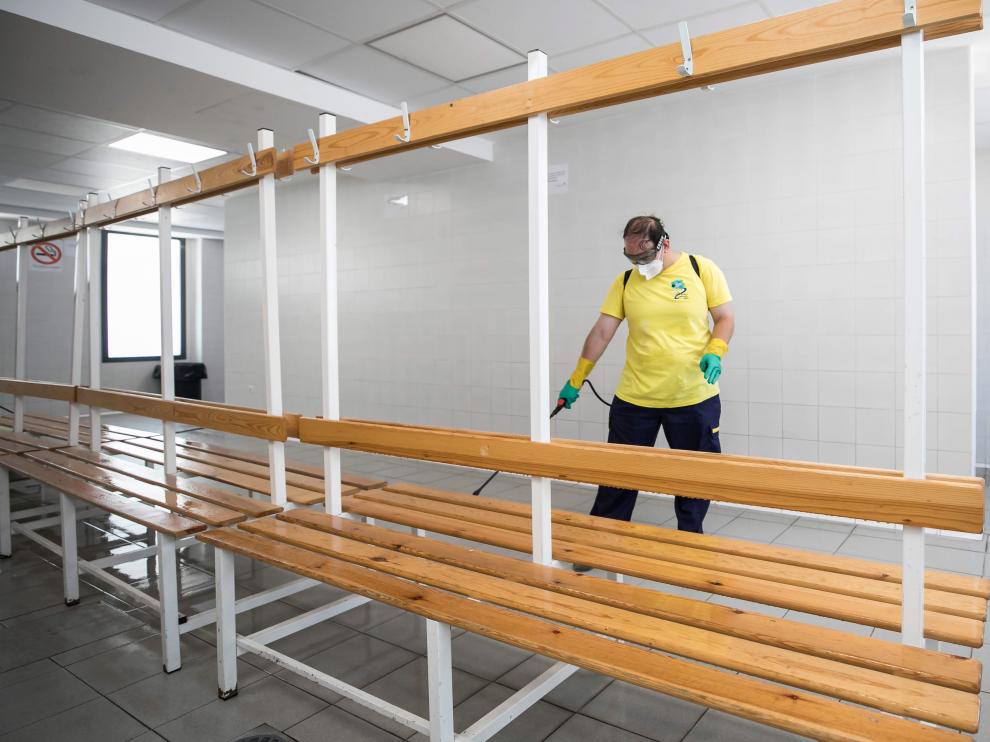 Las instalaciones del Parque Deportivo Ebro fueron desinfectadas el domingo.