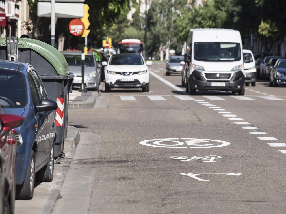 Imagen del ciclocarril de la avenida de La Almozara.