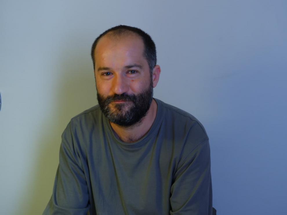 Juan Marqués publica 'Diez mil cien'.