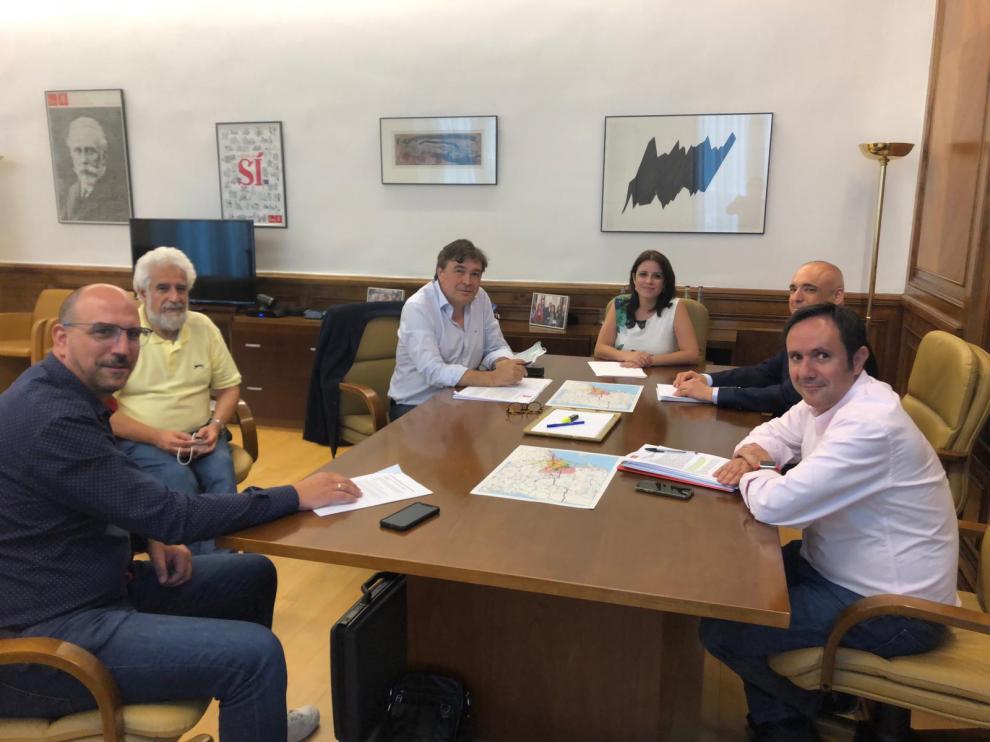 Primera reunión de la comisión de seguimiento del pacto de investidura entre Teruel Existe y el PSOE..