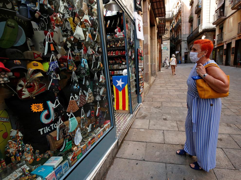 FILE PHOTO: Outbreak of the coronavirus disease (COVID-19) in Barcelona