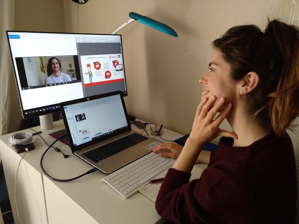 Proyecto Coach. La Fundación Exit lleva implantando en Aragón la iniciativa Coach desde 2013 (la imagen corresponde a una sesión celebrada en abril pasado). Se trata de asesoramiento y formación tutorizada a jóvenes que están en riesgo de exclusión social.
