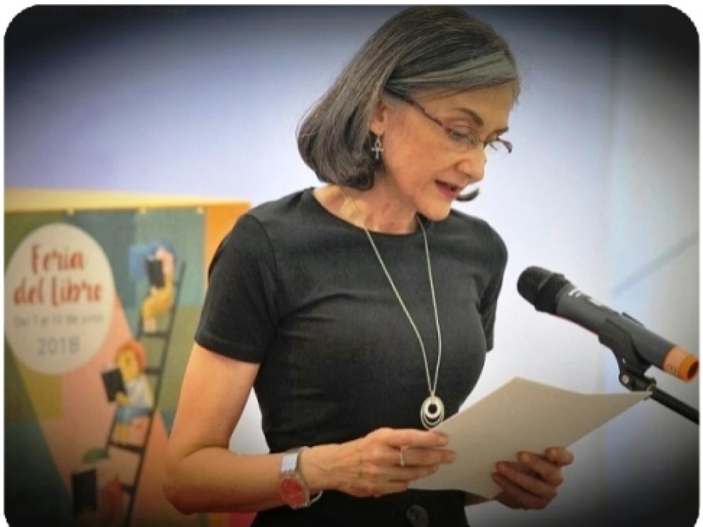María Dubón publica 'La muerte es el principio'.