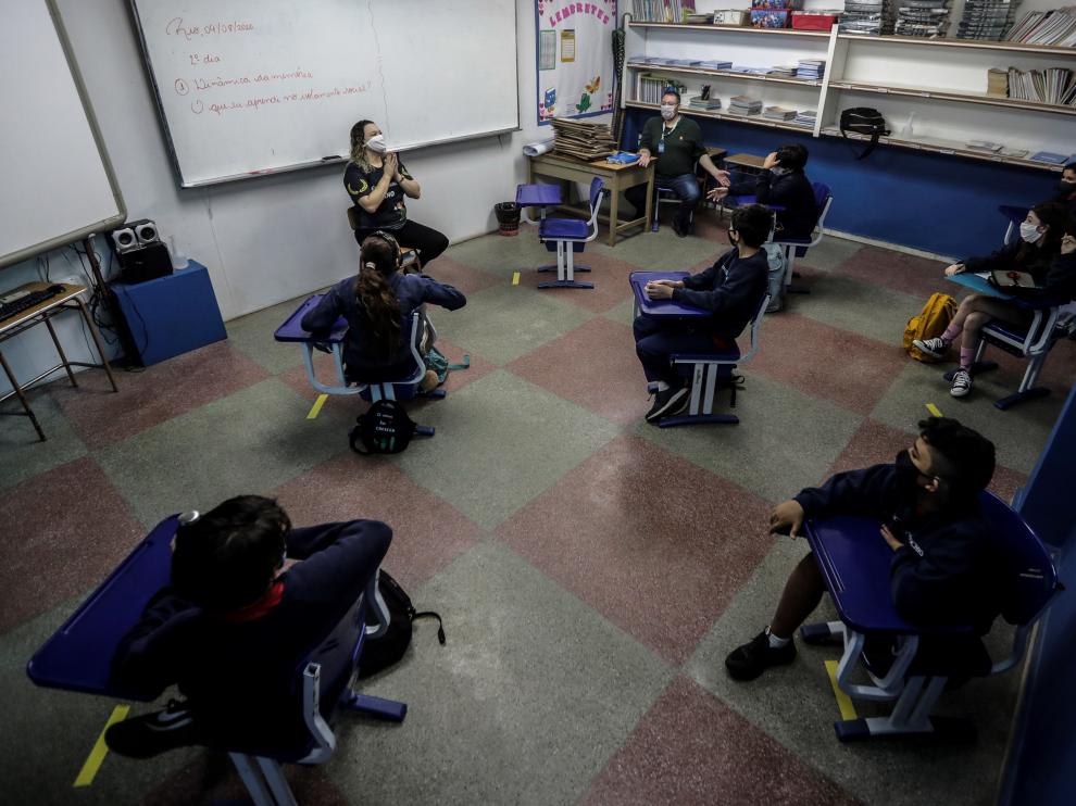 Regreso de las escuelas en medio de la pandemia del coronavirus en Río de Janeiro