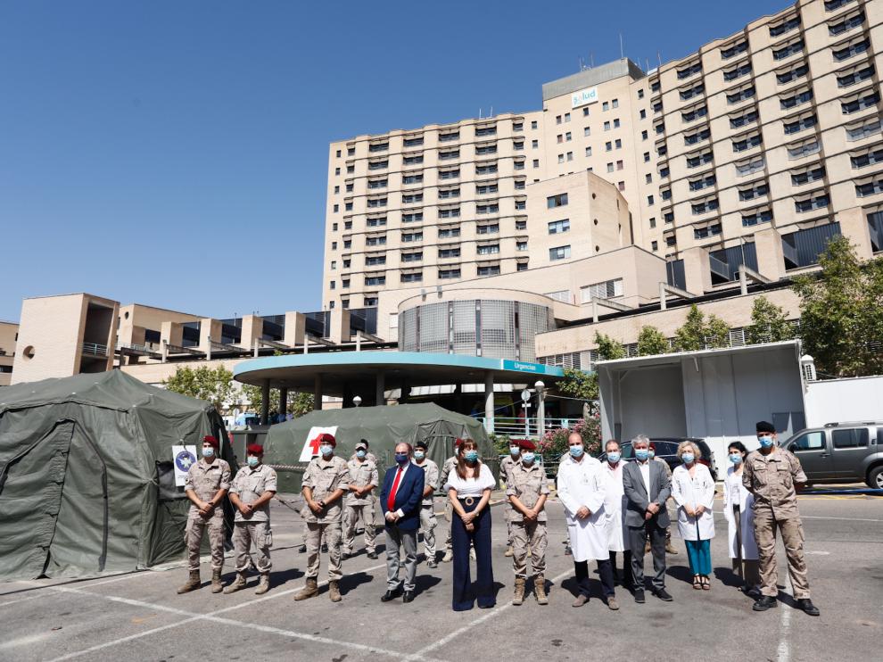 Visita de Javier Lambán y Sira Repollés al Hospital Clínico de Zaragoza