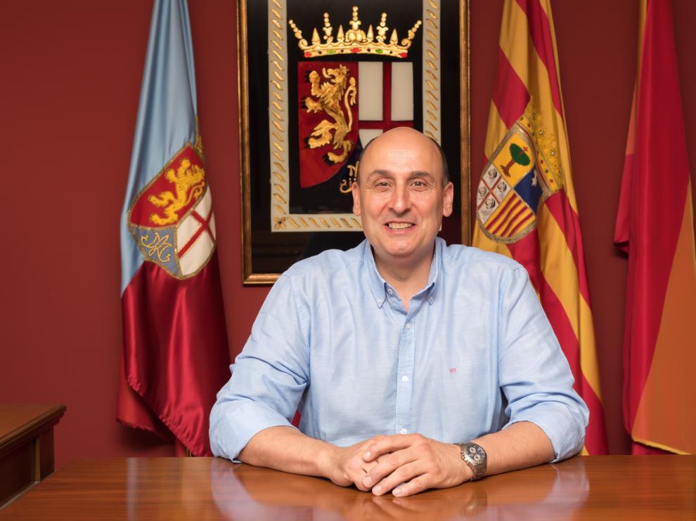 Vicente Royo Martínez, en el ayuntamiento de El Burgo de Ebro.