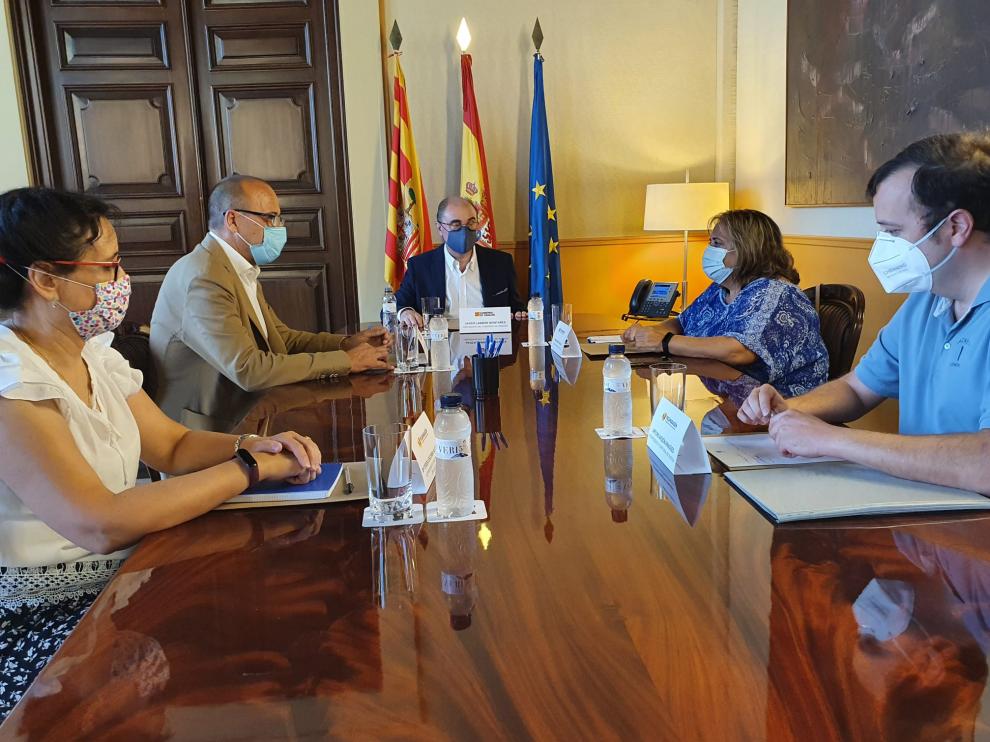 Reunión de trabajo sobre el inicio del curso escolar ante la pandemia
