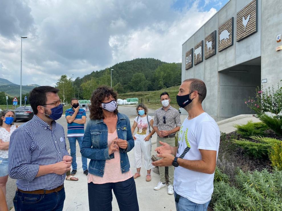Aragonés ha visitado este sábano una empresa de carne ecológica en Gerona.