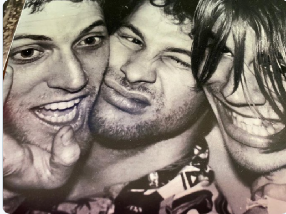 Jack Sherman en una imagen con la banda de rock.