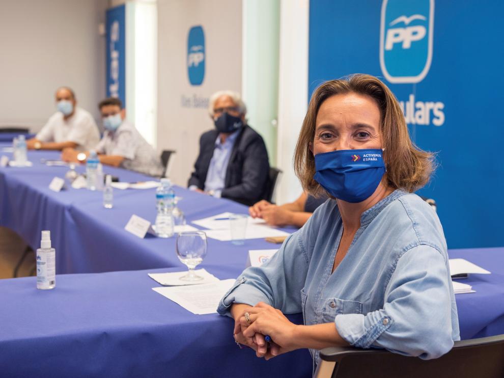 Cuca Gamarra en un acto del PP balear con representantes del sector educativo, el viernes en Palma de Mallorca.