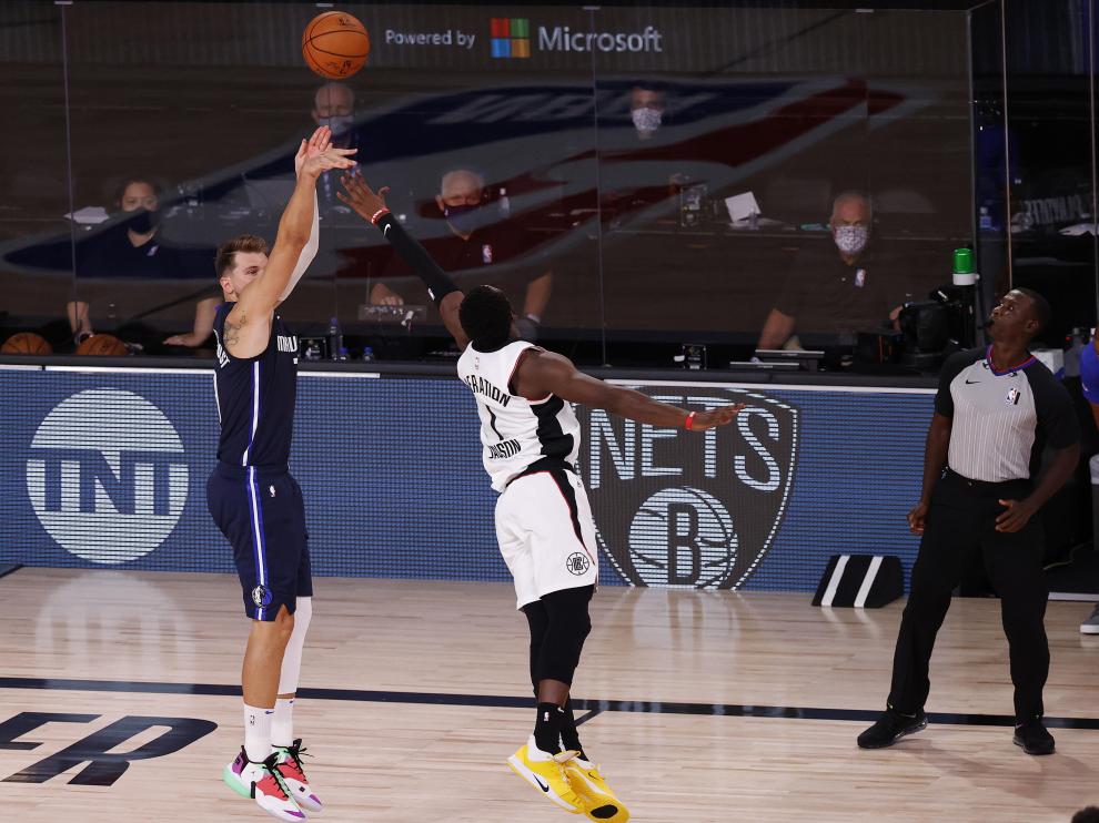 LA Clippers at Dallas Mavericks