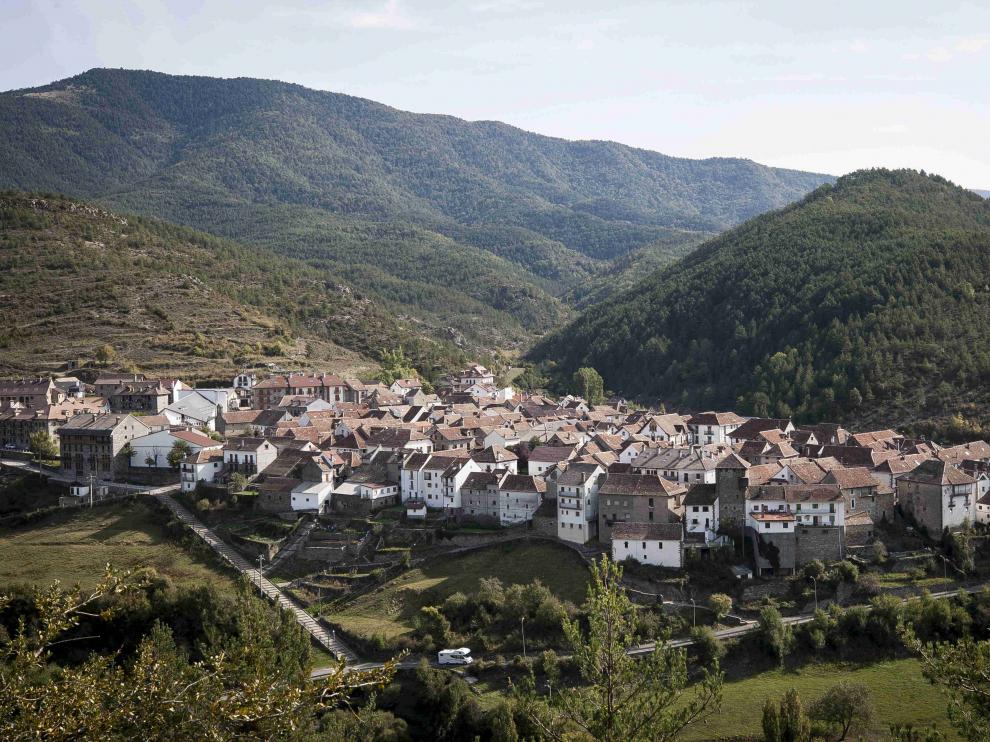 Vistas de la localidad de Ansó, uno de los pueblos más bonitos de Aragón