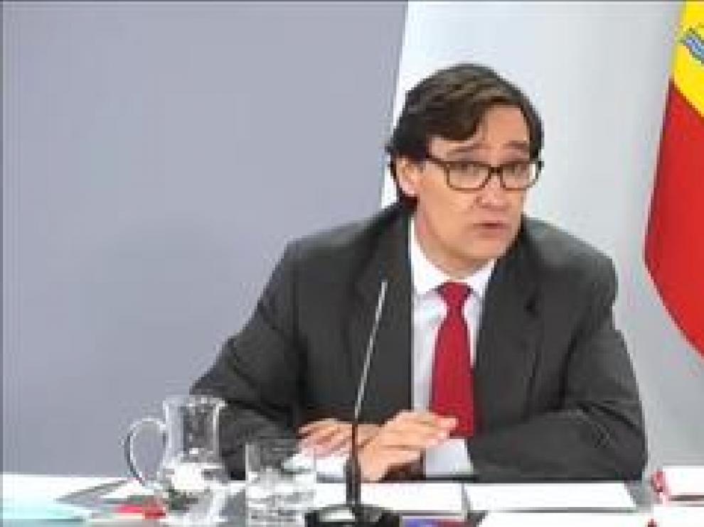 El ministro de Sanidad, Salvador Illa, ha acordado con las CCAA en el Consejo Interterritorial del Sistema Nacional de Salud que la vacuna contra la gripe se adelantará a la primera quincena de octubre, debido a una posible coexistencia con la COVID-19. “Este año vamos adelantar la vacuna a la primera quincena de octubre en todo el territorio español. Las personas que vamos a empezar a vacunar son las mayores de 65 años”.