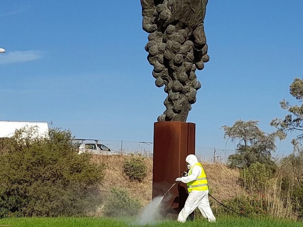 Fumigación ante el virus del Nilo en Trebujena, en Cádiz.