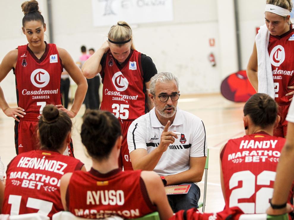 Partido amistoso de pretemporada entre el Casademont Femenino y Cadí La Seu.