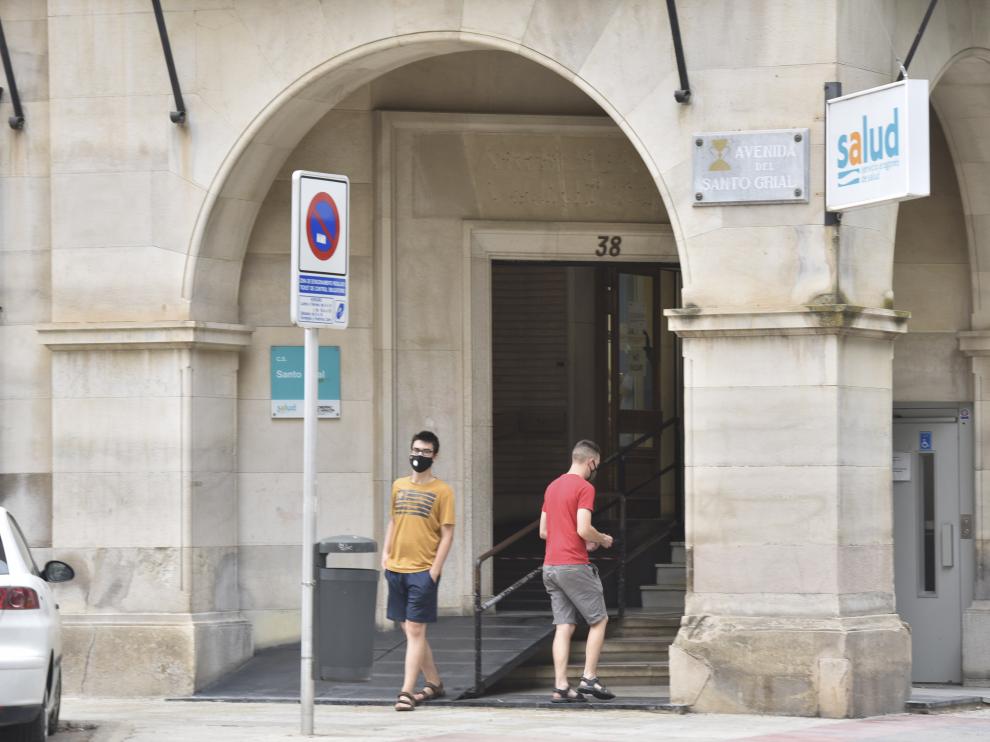El centro de salud Santo Grial de Huesca notificó el domingo 19 casos.