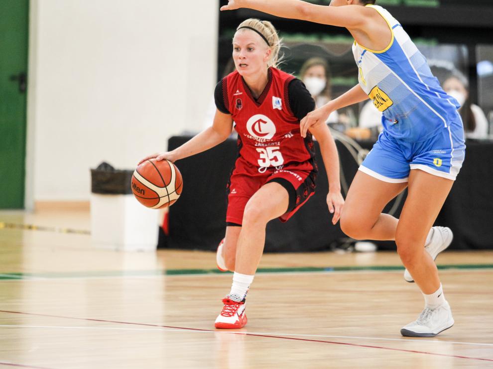 Julie Vanloo, en el partido del pasado sábado ante el Cadí La Seu.