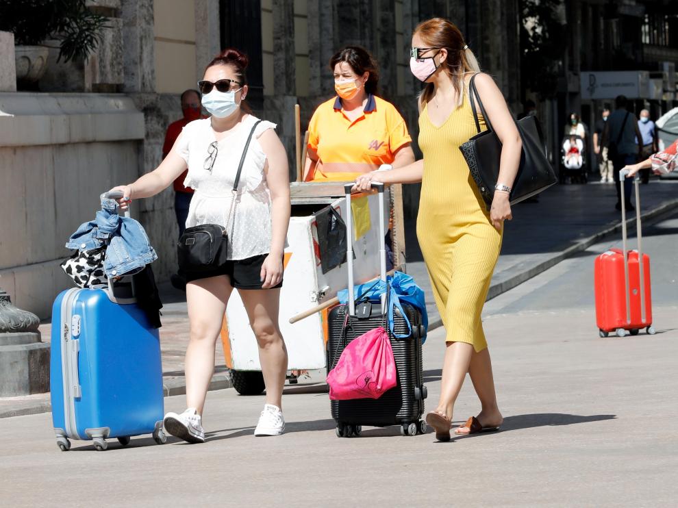 Miles de españoles vuelven estos días de vacaciones.