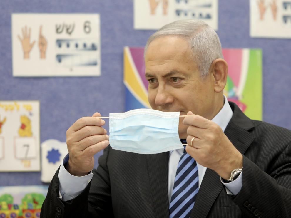 Netanyahu, este martes en la ceremonia de apertura del curso escolar en un colegio del asentamiento de Mevo Horon.