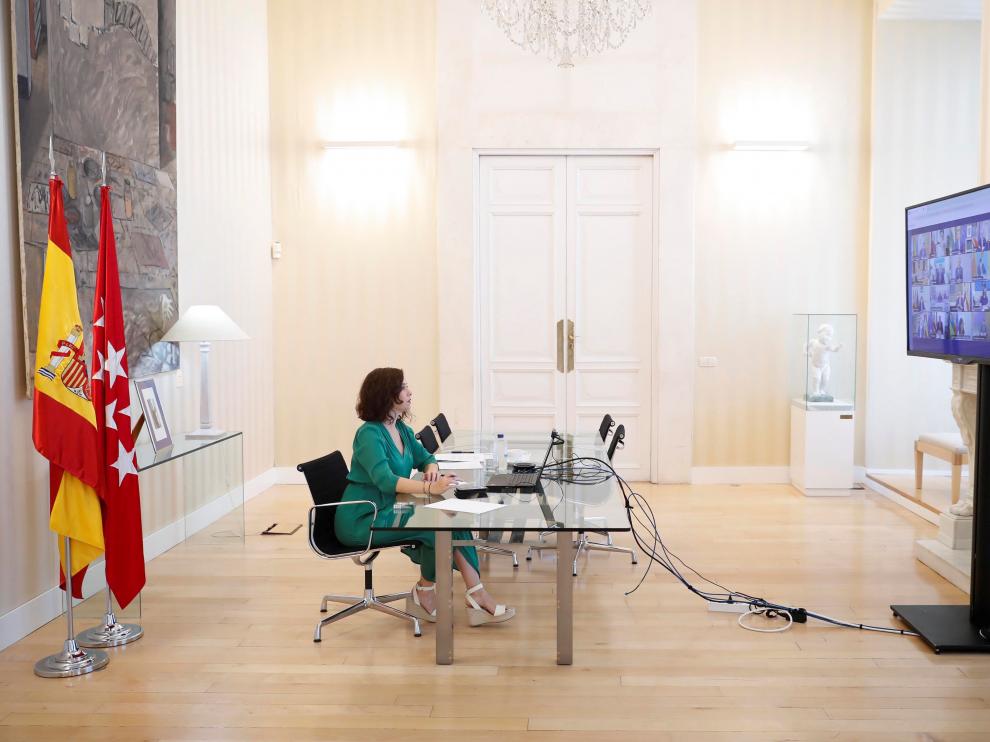 Ayuso en la videoconferencia de presidentes autonómicos.