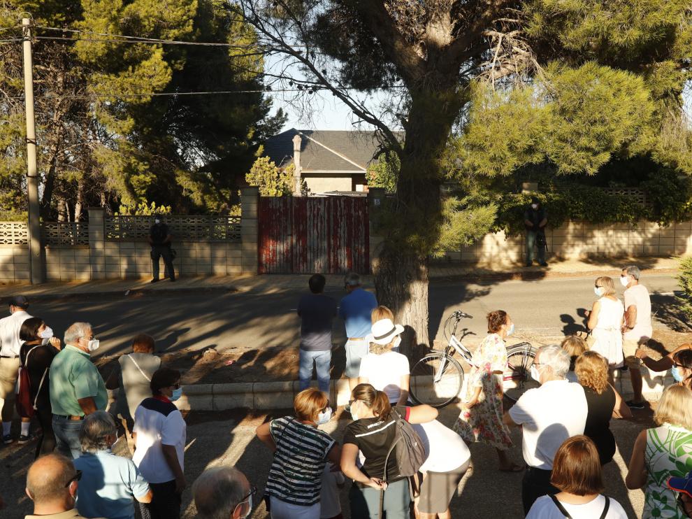 Vecinos de La Muela organizan una protesta contra la okupación ilegal.