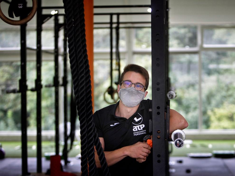 El debate de las mascarillas adquiere músculo en el gimnasio