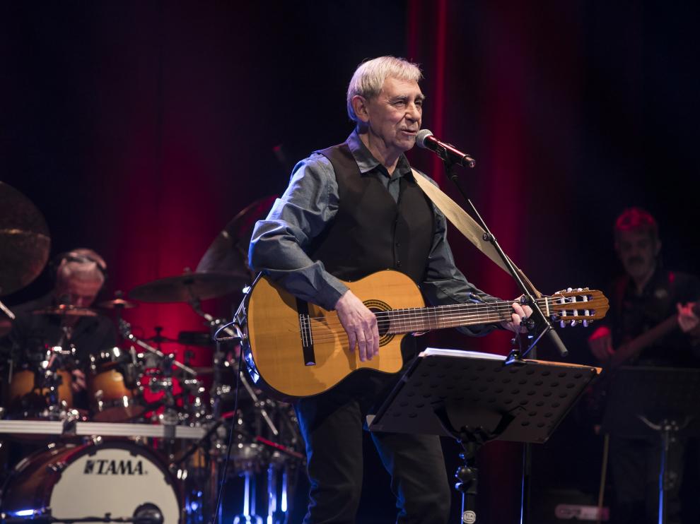 Joaquín Carbonell, el pasado diciembre de 2019 en su concierto de los 50 años en la música.