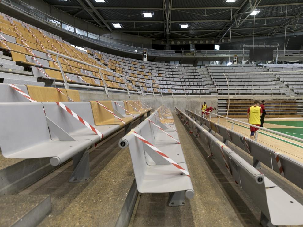 En el Palacio de los Deportes ya están señalizadas las butacas que no se pueden usar.