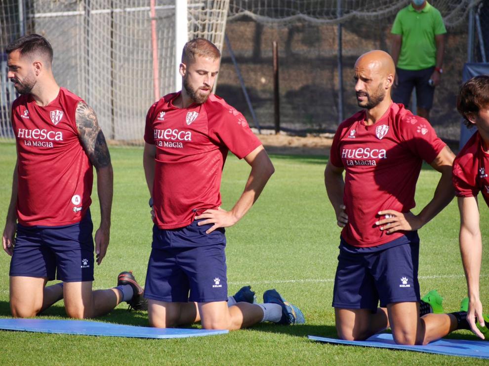 De izquierda a derecha: Insua, Jorge Pulido y Mikel Rico.