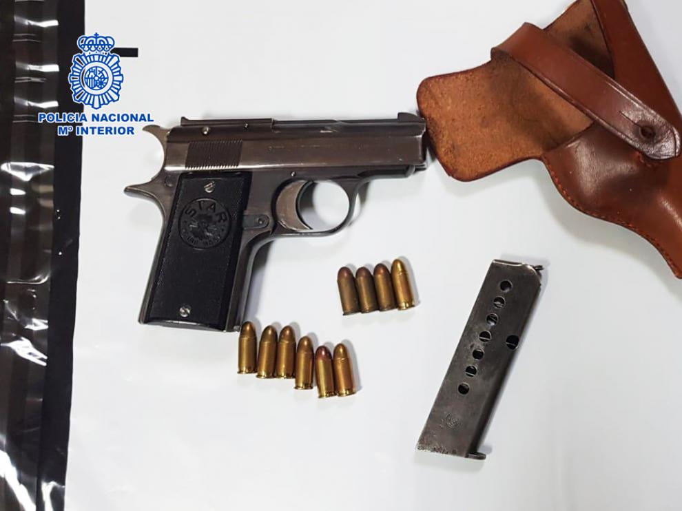 Imagen del arma encontrada.