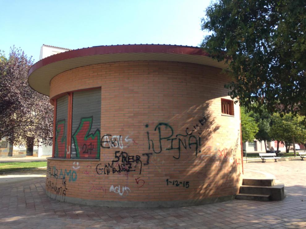 Quiosco bar de la plaza Armonía, en Valdefierro