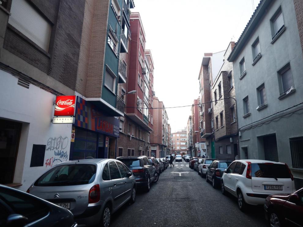 El suceso se produjo de madrugada en la calle de Domingo Ram de Las Delicias.