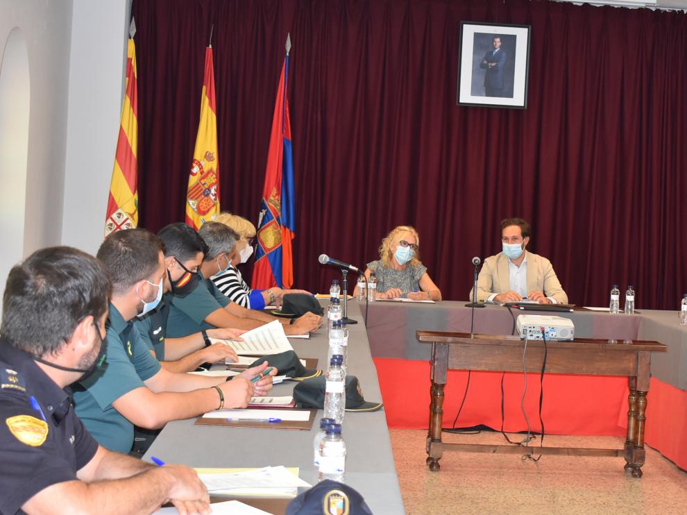 El alcalde y la subdelegada del Gobierno en Huesca han reiterado la no celebración de actos y fiestas este fin de semana