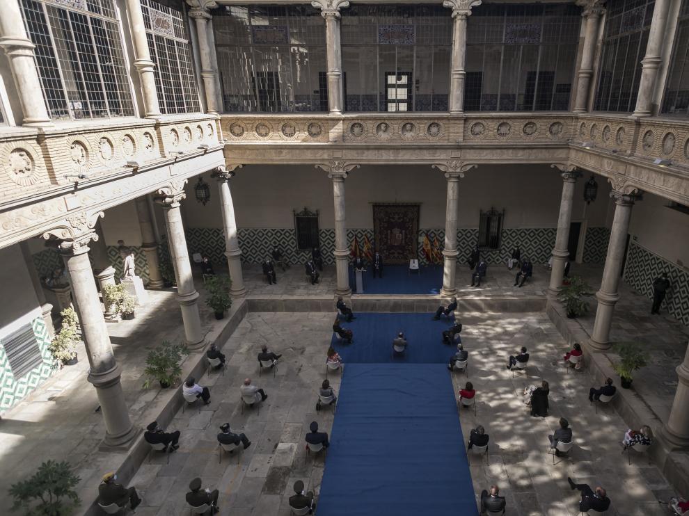 El acto de apertura del año judicial en Aragón se ha celebrado en el patio del palacio de los Condes de Morata.