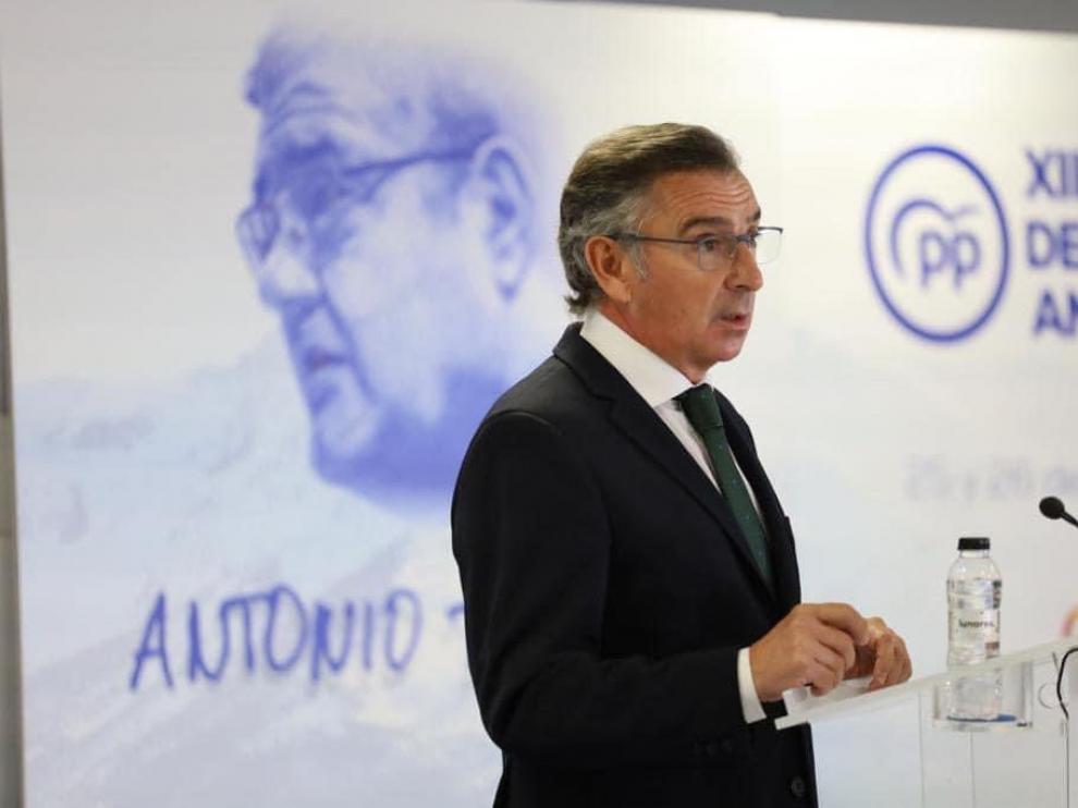 Beamonte durante la clausura de la escuela de verano del PP aragonés