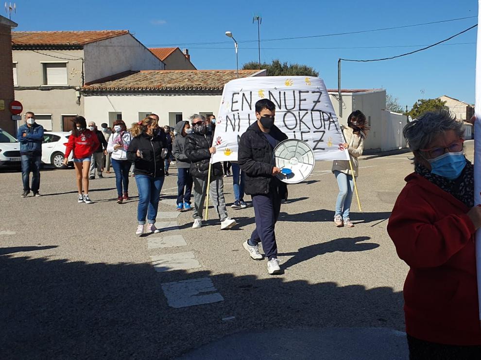 Manifestación contra la okupación en Nuez de Ebro
