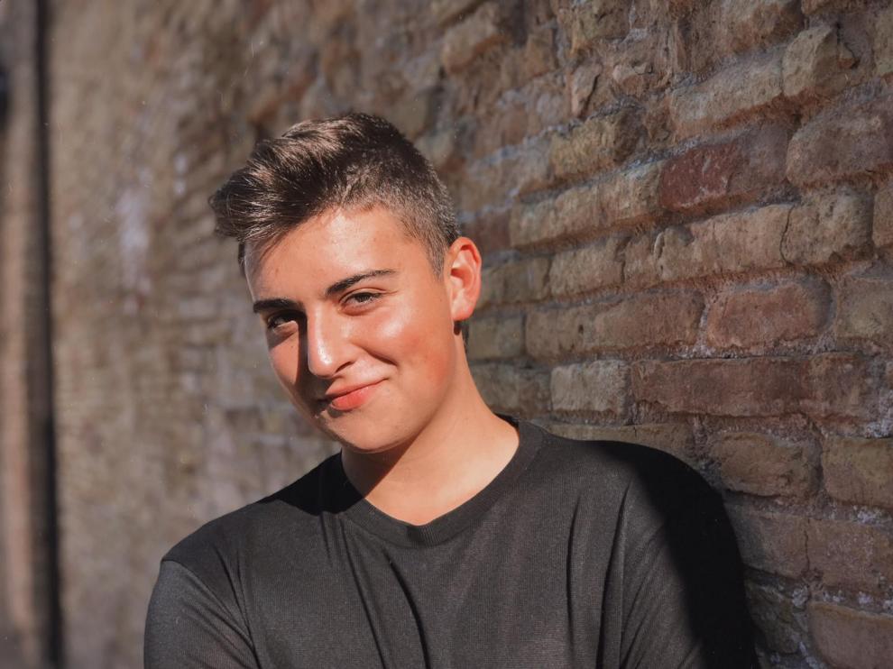 Juanjo Bona, cantante de 15 años de Magallón, participante en el concurso Idol Kids