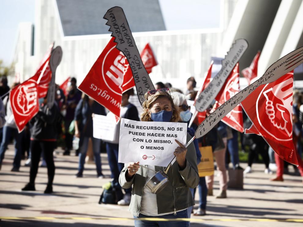 Protesta de las trabajadoras de los monitores escolares