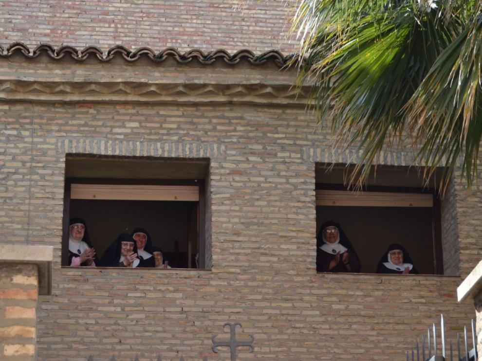 Las religiosas del Monasterio de Santa Clara asomadas a las ventanas, en una imagen de archivo
