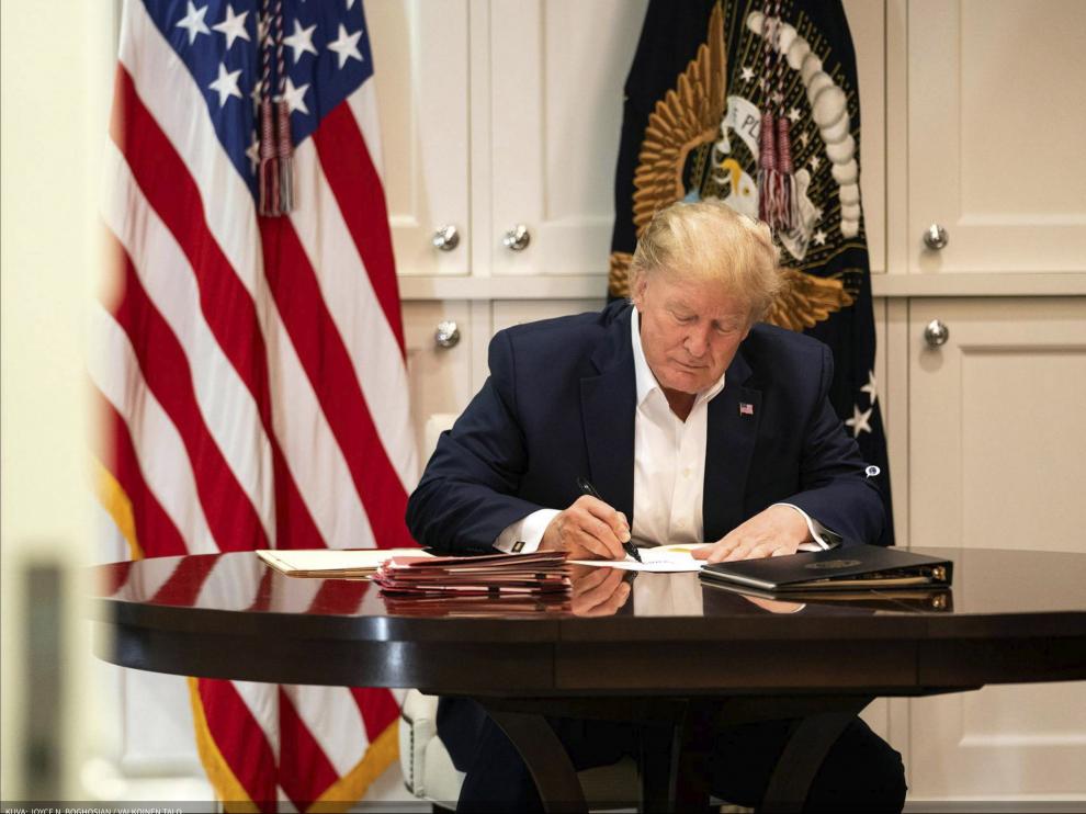 US President Trump at Walter Reed National Military Medical Center in Bethesda