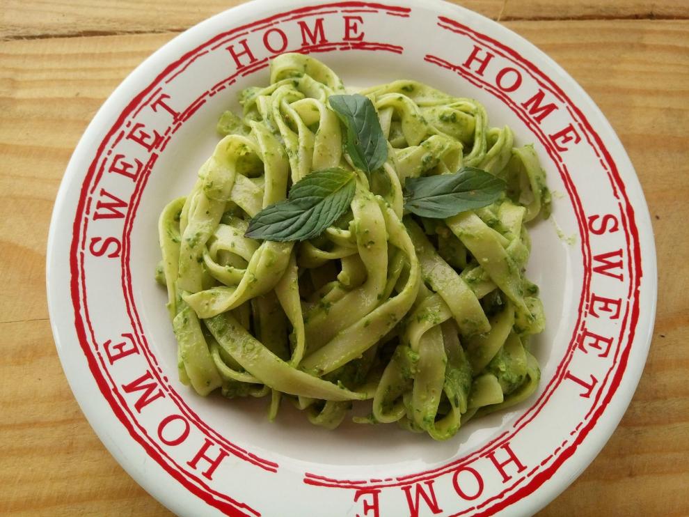 Fettuccine al pesto