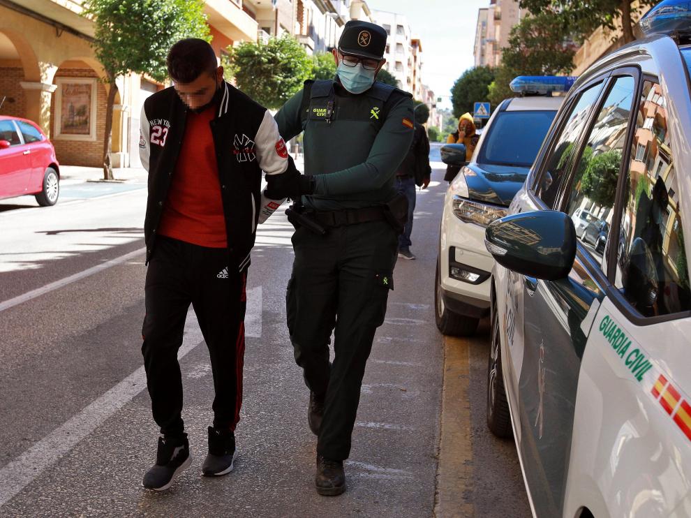 Uno de los detenidos en relación con la presunta violación grupal.