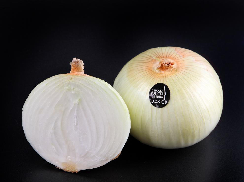 La cebolla de Fuentes de Ebro es la única en su especie con Denominación de Origen Protegida (DOP) de España.