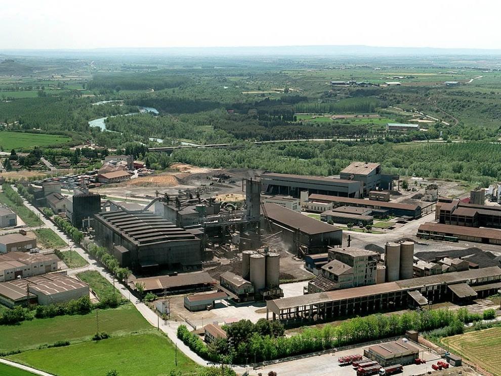 Vista aérea de la planta de Hidro Nitro (Ferroglobe) en Monzón.