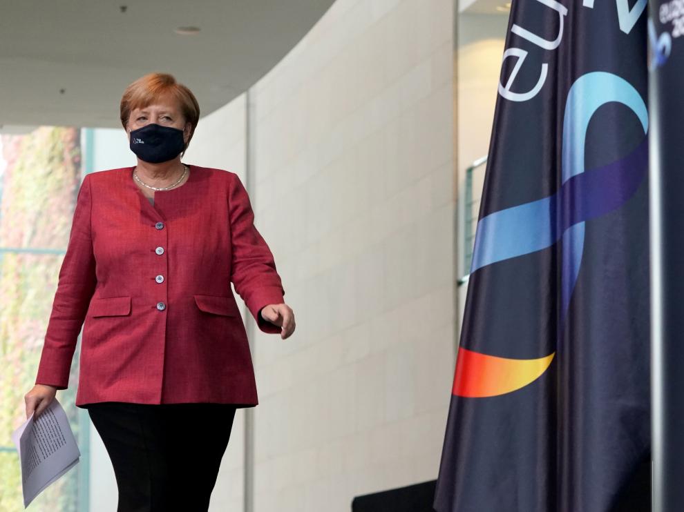 Angela Merkel a su llegada a una conferencia para informar sobre el coronavirus, el viernes en Berlín.